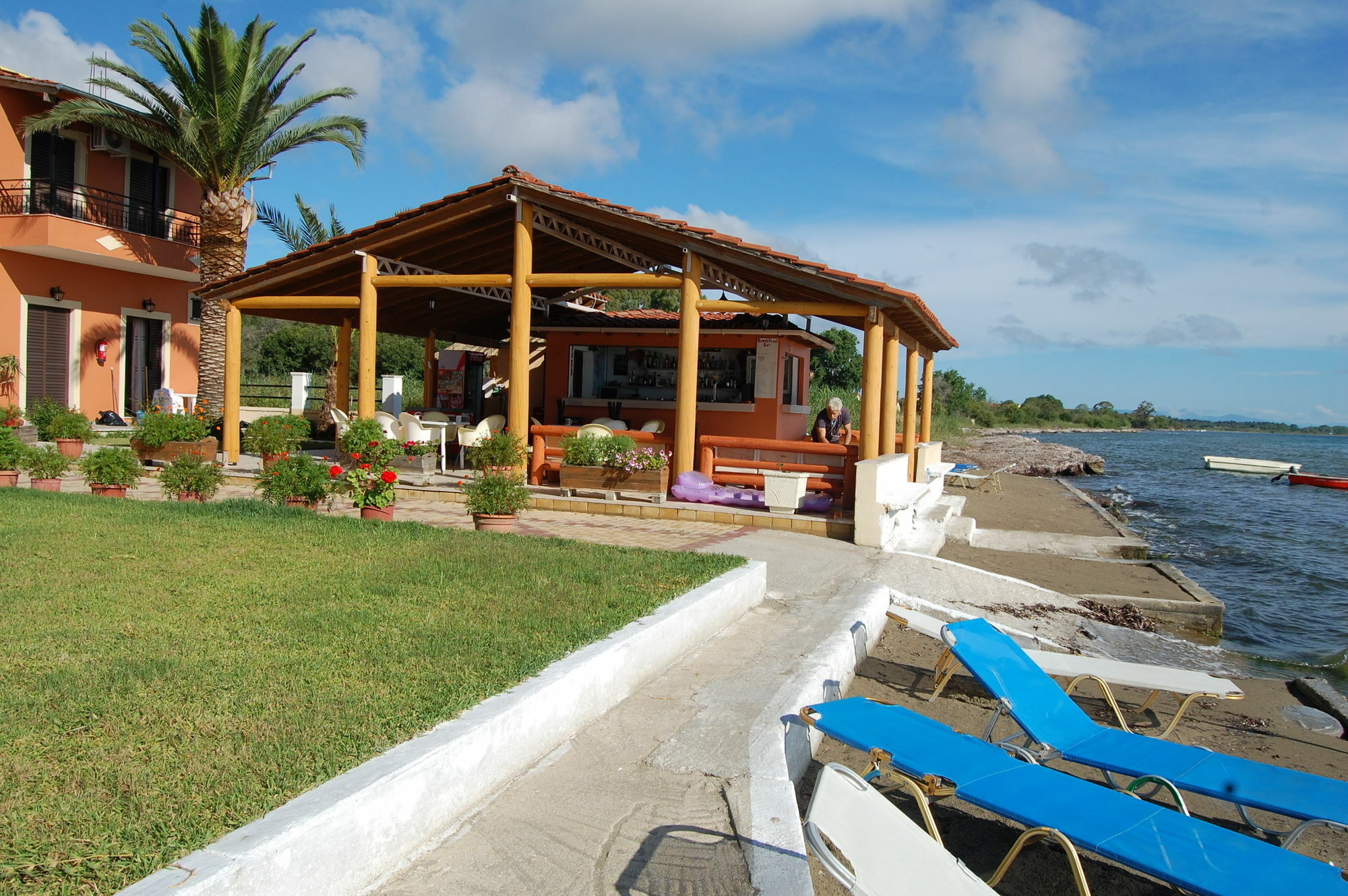 Seafront * Kavos